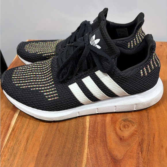 Adidas Swift Run Multicolor Sneakers - Picture 5 of 5